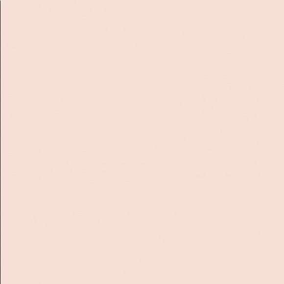 Profile Picture of Anna Jaworowski (@ajaworowski) on Poshmark