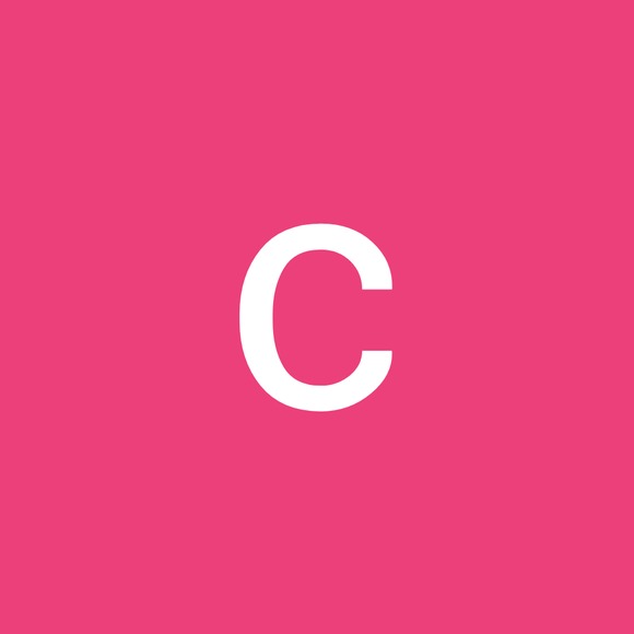 Profile Picture of Christine Graefen (@cg101170) on Poshmark