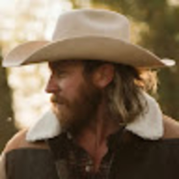 Profile Picture of Robert Chance gilliland (@robertchance997) on Poshmark