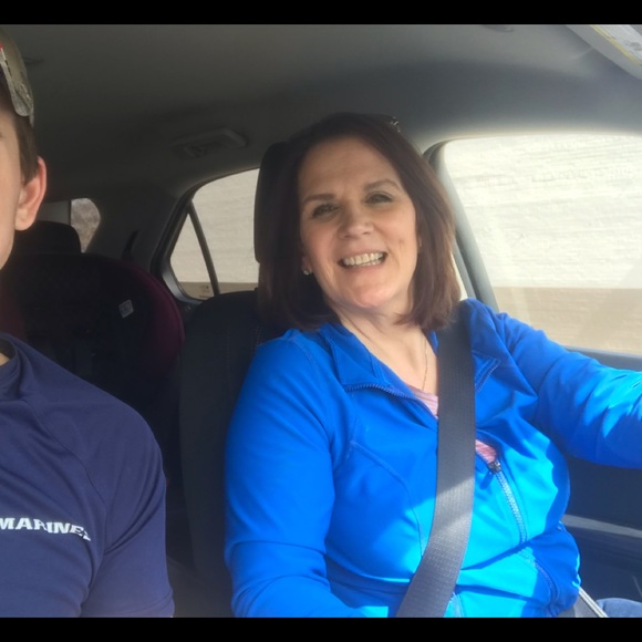 Profile Picture of Teresa Stempien (@tstempien) on Poshmark