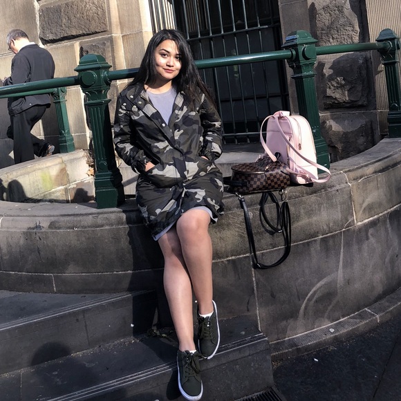 Profile Picture of Kejina Khadka (@kejinakhadka) on Poshmark