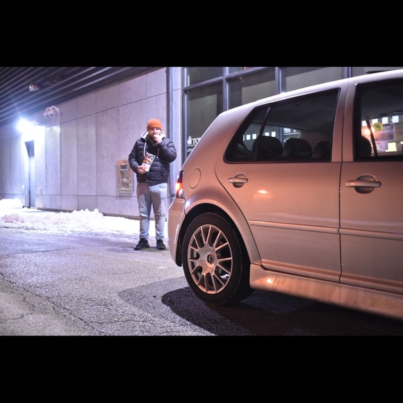 Profile Picture of Brandon Rupnick (@getoffrup17) on Poshmark