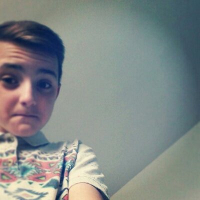 Profile Picture of Tom Desousa (@Riidinwaves) on Twitter