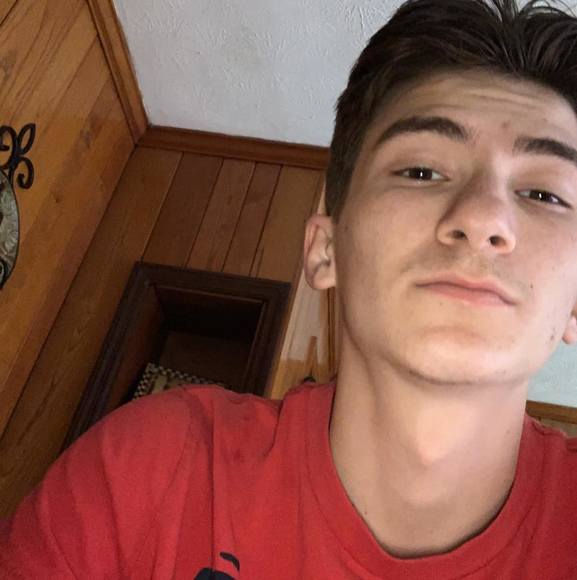 Profile Picture of Micah Wilson (@micahwilson611) on Poshmark