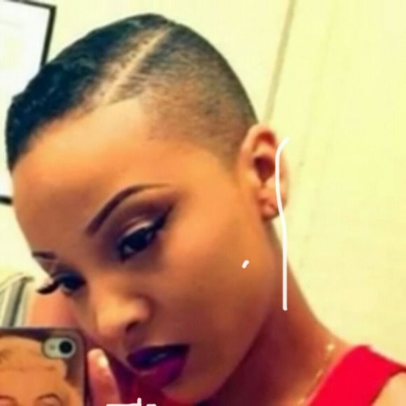 Profile Picture of Diamond Jackson (@diamjack) on Poshmark