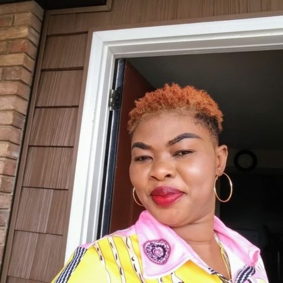 Profile Picture of Ruth Mboma (@mbomaruth50) on Poshmark