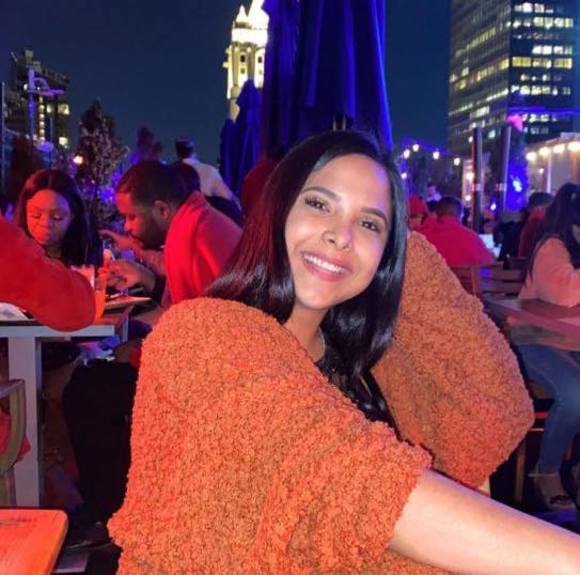 Profile Picture of Daniela Lourido barrezueta (@daniela_lourido) on Poshmark