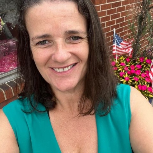 Silvana Martins - Poshmark Profile Picture of Silvana Martins (@silvanamarti558) on Poshmark