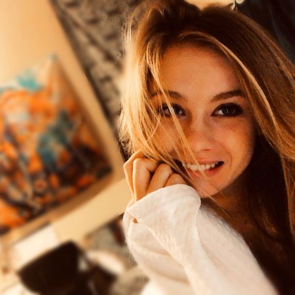Profile Picture of Kaitlyn Caleen (@caleenk) on Poshmark