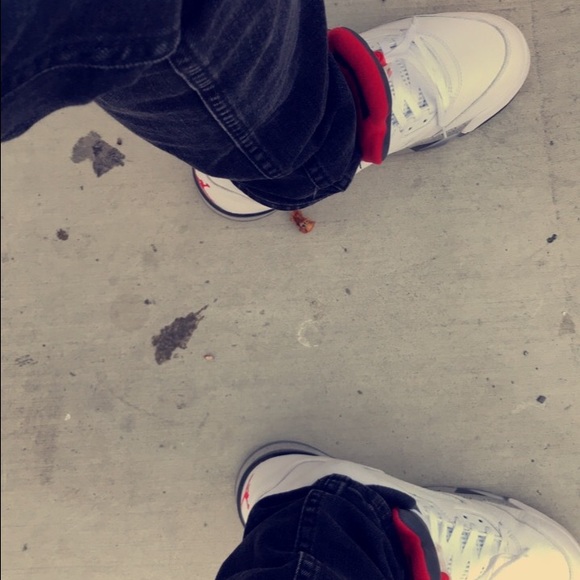 Profile Picture of Victor Carrera (@victor_carrera) on Poshmark