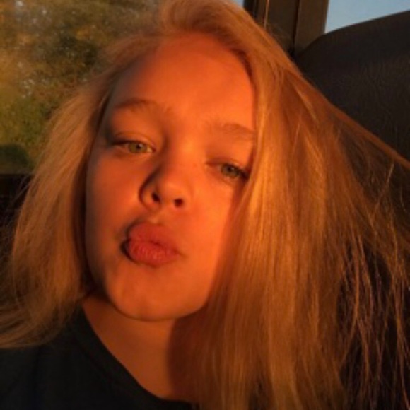 Profile Picture of Alivya Luhmann (@alivya_luhmann) on Poshmark