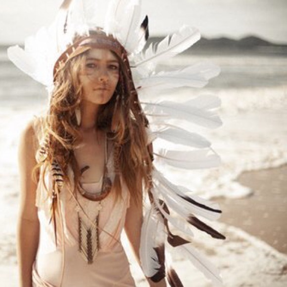 Profile Picture of Elektra Walraven (@elektric_ave) on Poshmark