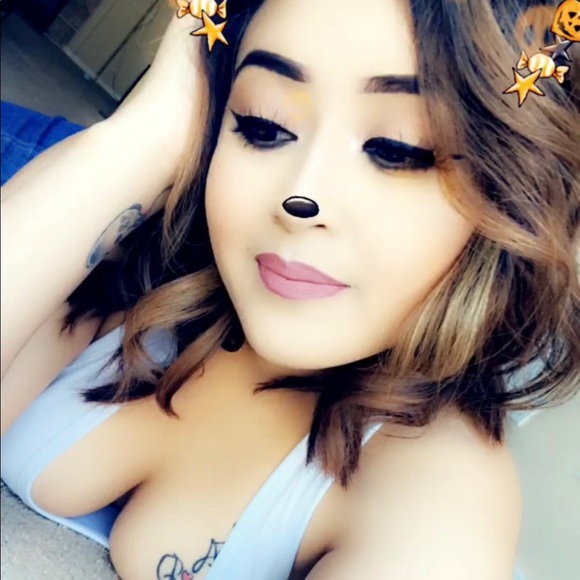 Profile Picture of Paula Isaac (@paulalalalalala) on Poshmark