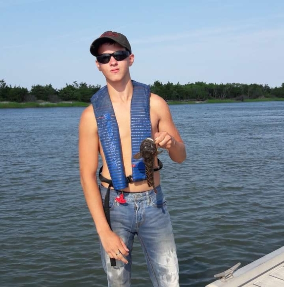 Profile Picture of Mark Cooney (@markiscoon) on Poshmark