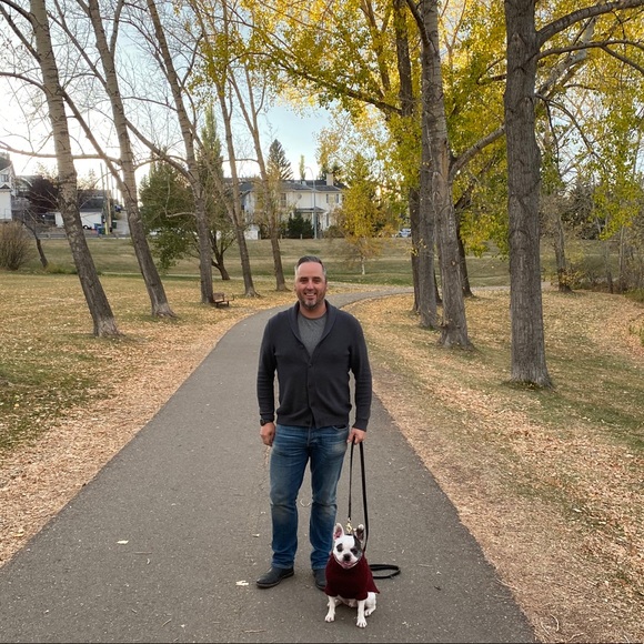 Profile Picture of Jesse Shaw (@jesseleeshaw) on Poshmark