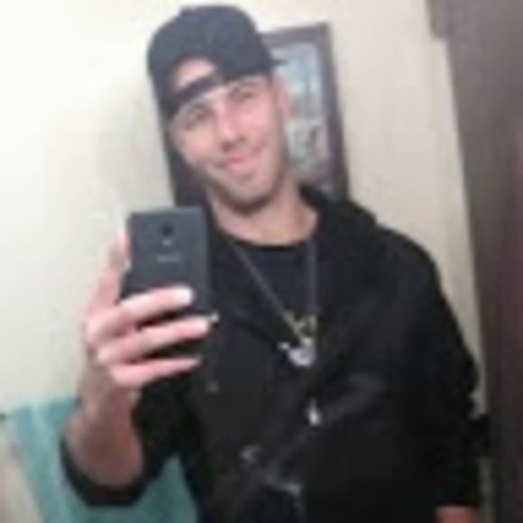 Profile Picture of Justin Pollock (@justinpolloc630) on Poshmark