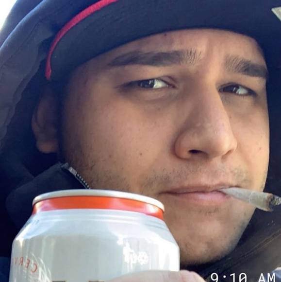 Profile Picture of James Munoz (@munozjames12) on Poshmark