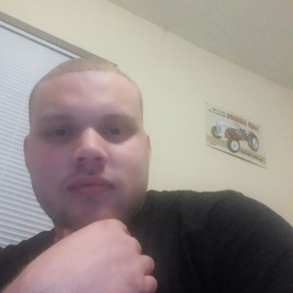 Jordan Rinehart - Poshmark Profile Picture of Jordan Rinehart (@jrinehart05) on Poshmark