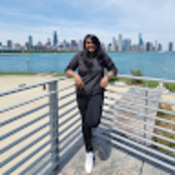 Profile Picture of Nikhita Murdeshwar (@mdnikhita7) on Poshmark