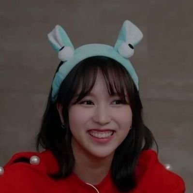 Profile Picture of 𝐯𝐢𝐨𝐥𝐞𝐭 (tfc) (@_vvioletmoon) on Twitter