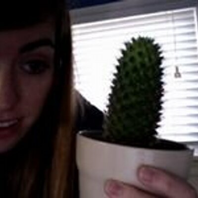 Profile Picture of Isabella Schaefer I (@MissV5793Ra) on Twitter