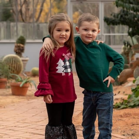 Profile Picture of Alice Hunt (@alicehunt1958) on Poshmark