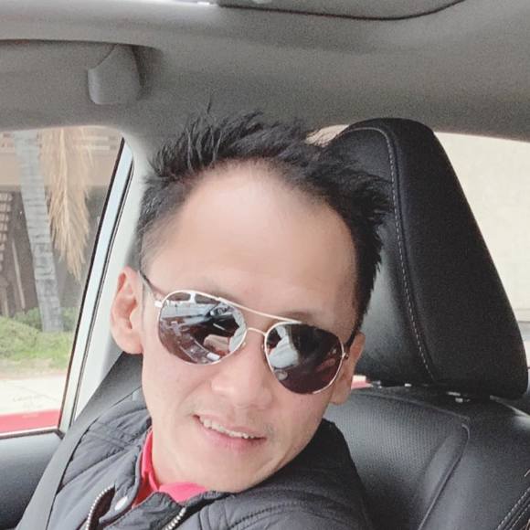 Profile Picture of Danny Dang (@djdeeo714) on Poshmark