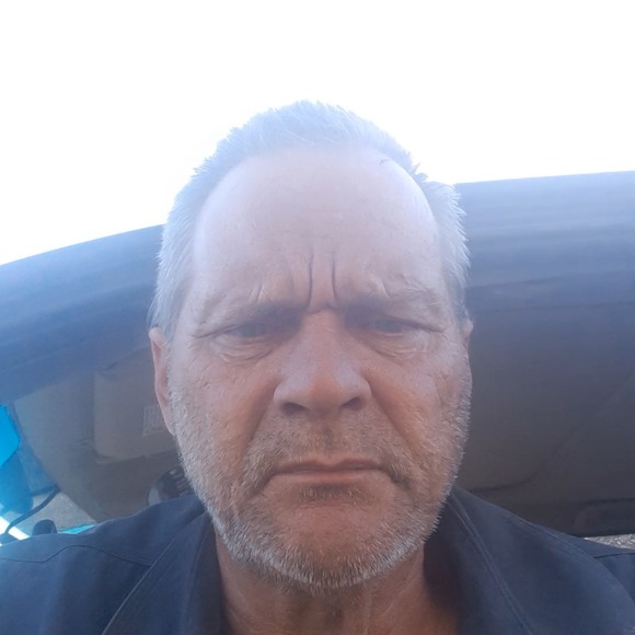 Profile Picture of Larry Andersen (@larry_andersen) on Poshmark