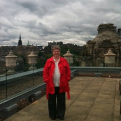 Profile Picture of Dawn Stobbs (@DawnStobbs) on Twitter