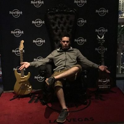 Profile Picture of Alexander Ewert (@Alexand25435449) on Twitter