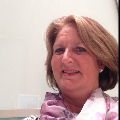 Profile Picture of Cindy Llewellyn (@happyme5) on Twitter