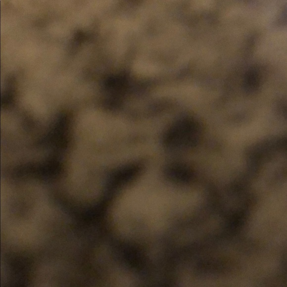 Profile Picture of Elizabeth Mccloskey (@mccloskey2013) on Poshmark