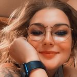 Profile Picture of Chloie DeMarino (@annie.__.oakley) on Instagram