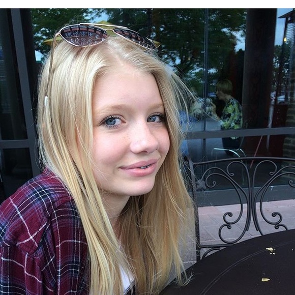Profile Picture of Althea Stefanowicz (@althea1313) on Poshmark