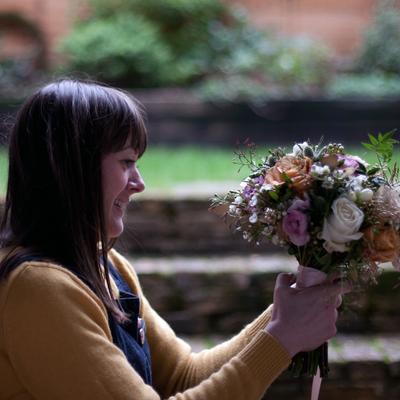 Profile Picture of Victoria Flowers (@V_FlowersLondon) on Twitter