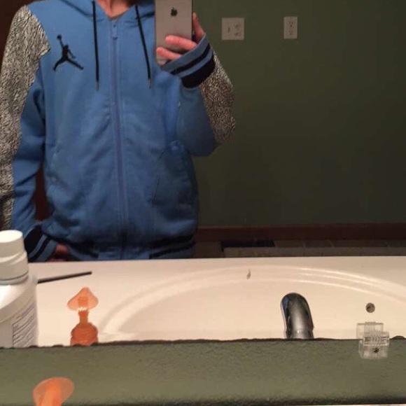 Profile Picture of Nicholas Clifford (@djstowell) on Poshmark