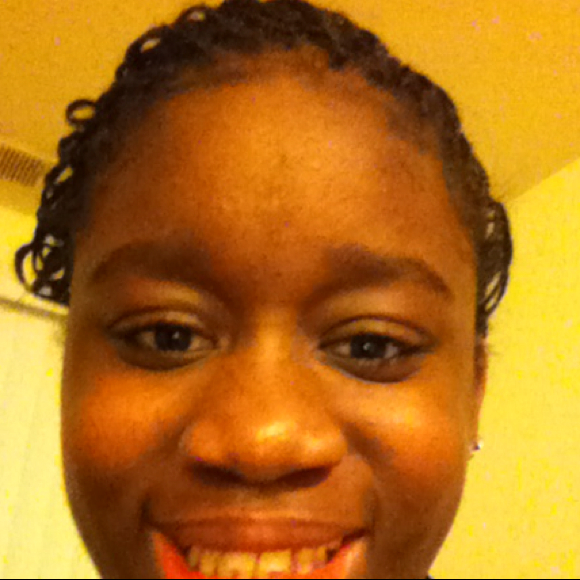 Profile Picture of Alexiss Steele (@steele25) on Poshmark