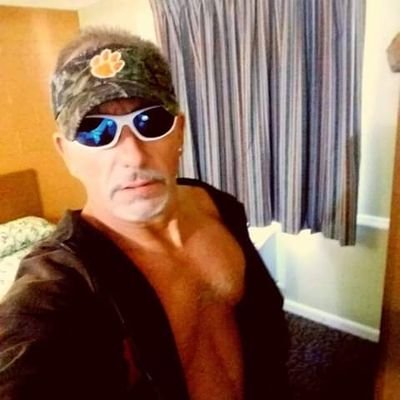 Profile Picture of Larry Frick (@LarryFrick2) on Twitter