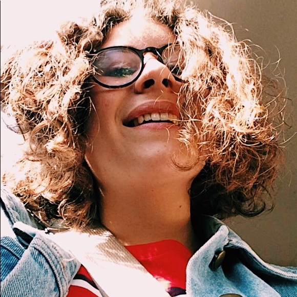 Profile Picture of Juliette Falind (@jufaline) on Poshmark
