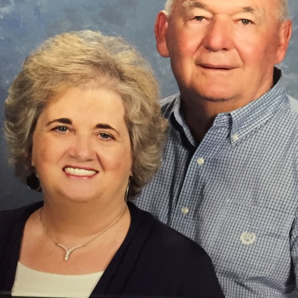 Profile Picture of Jeanette armstrong Armstrong (@eja5844) on Poshmark