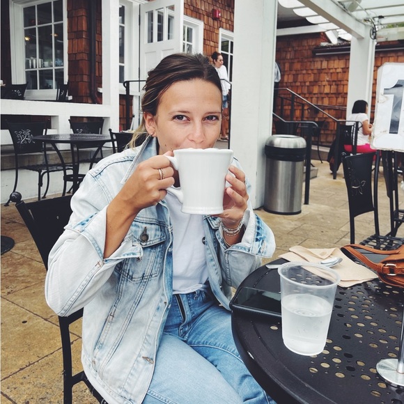 Profile Picture of Abby Panetta (@abbypanetta) on Poshmark