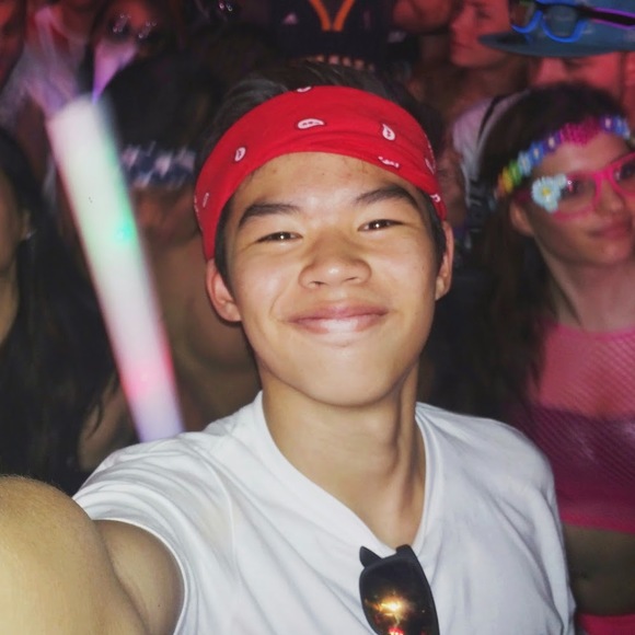 Profile Picture of Richard Diep (@richarddiep4) on Poshmark