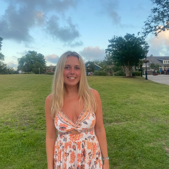 Profile Picture of Channing Mitchell (@channingmitc727) on Poshmark