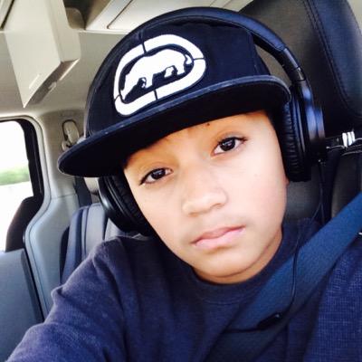 Profile Picture of Isaac Barr (@SpleenNation) on Twitter