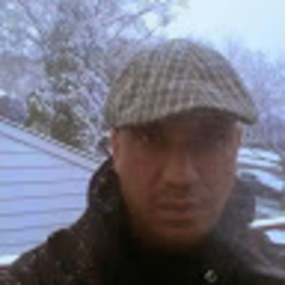 Profile Picture of James Vazquez (@vazquezj6542) on Poshmark