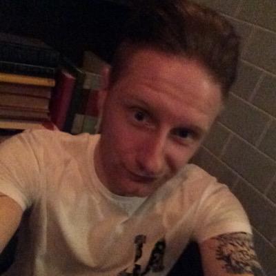 Profile Picture of Mark Barrass (@angelmark1984) on Twitter