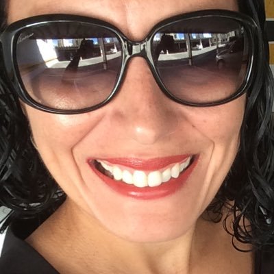 Profile Picture of Claudia Daniel (@claudiadaniel) on Twitter