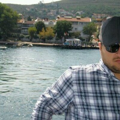 Profile Picture of أحـفـاد الـولـيد (@AnasAldroubi) on Twitter