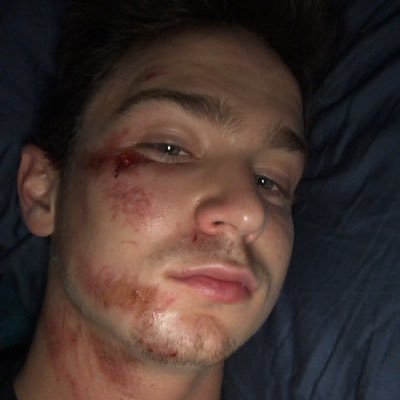 Profile Picture of Richard (@NickVaeth27) on Twitter