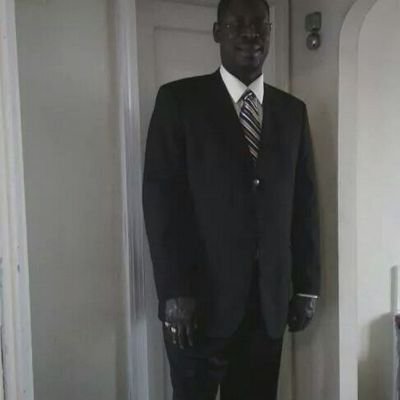 Profile Picture of Reginald Clarke (@clarke0046) on Twitter